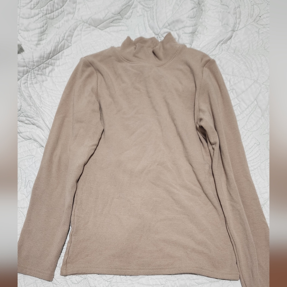 Klassy network turtle neck